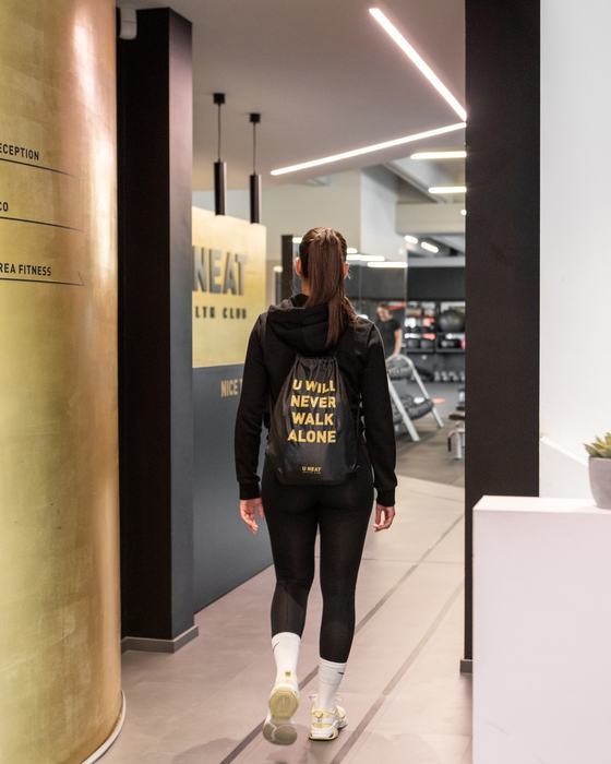 L'ingresso verso reception e area fitness
